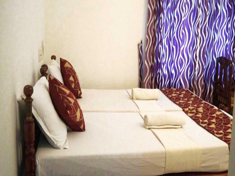 Hotel White Rose Kochi Екстериор снимка